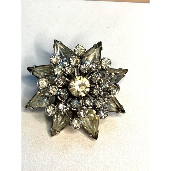 Vintage Rhinestone Starburst Brooch clear stones - Picture 5 of 5